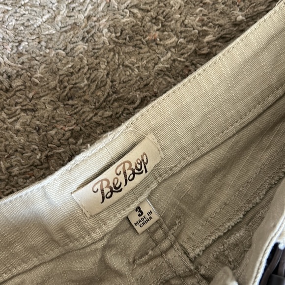 NWT khaki belted pants - Picture 3 of 5